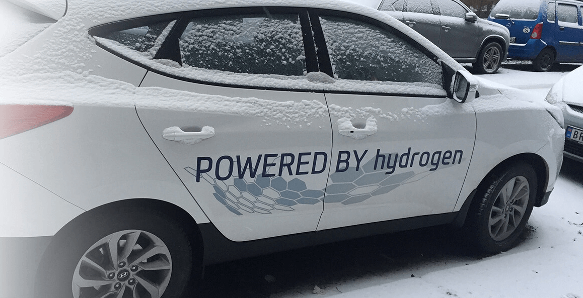 Powered by Hydrogen logo on Jeep